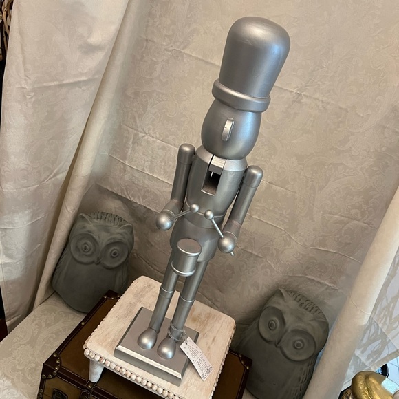 34th & Pine Christmas Nutcracker Decor - Picture 2 of 6